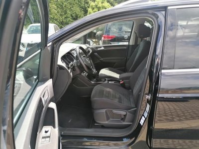 VOLKSWAGEN Touran 1,5 TSI aut. (110 kW, 1498 ccm)